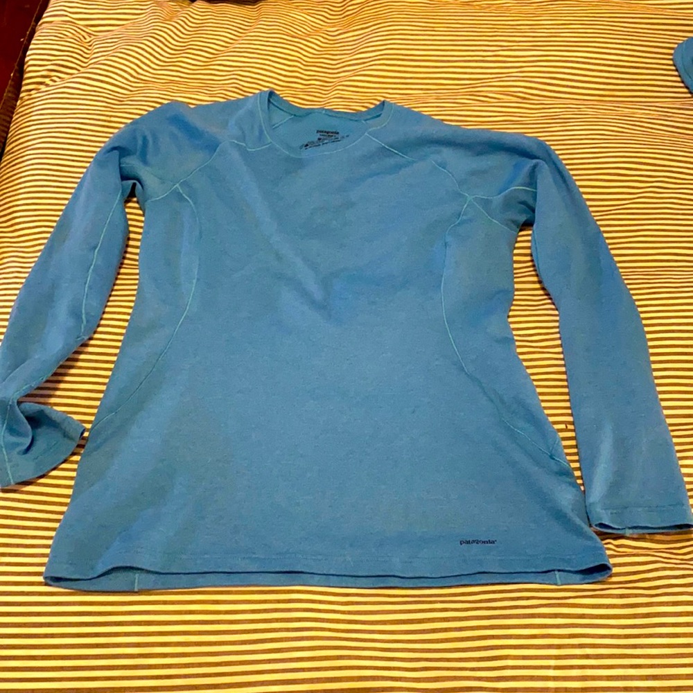 Size small blue Patagonia capilene base layer